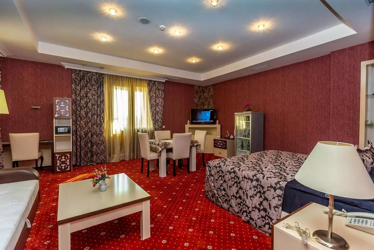 ARIVA_SHABAVIZ (14).jpg